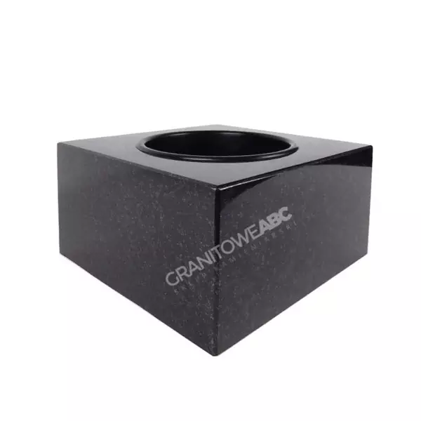 Kwadratowa misa granitowa nagrobna 25 MK001 - obrazek 4